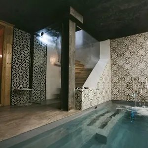 2* Lägenhetshotell Castello Prime